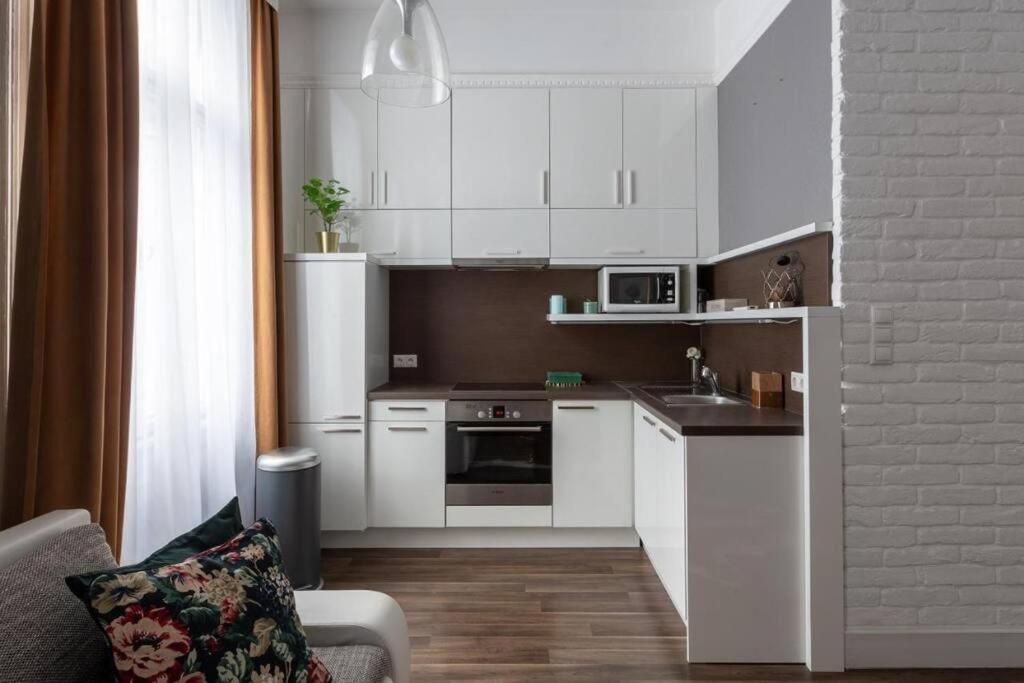 Chic, Captivating Space Budapesta Exterior foto